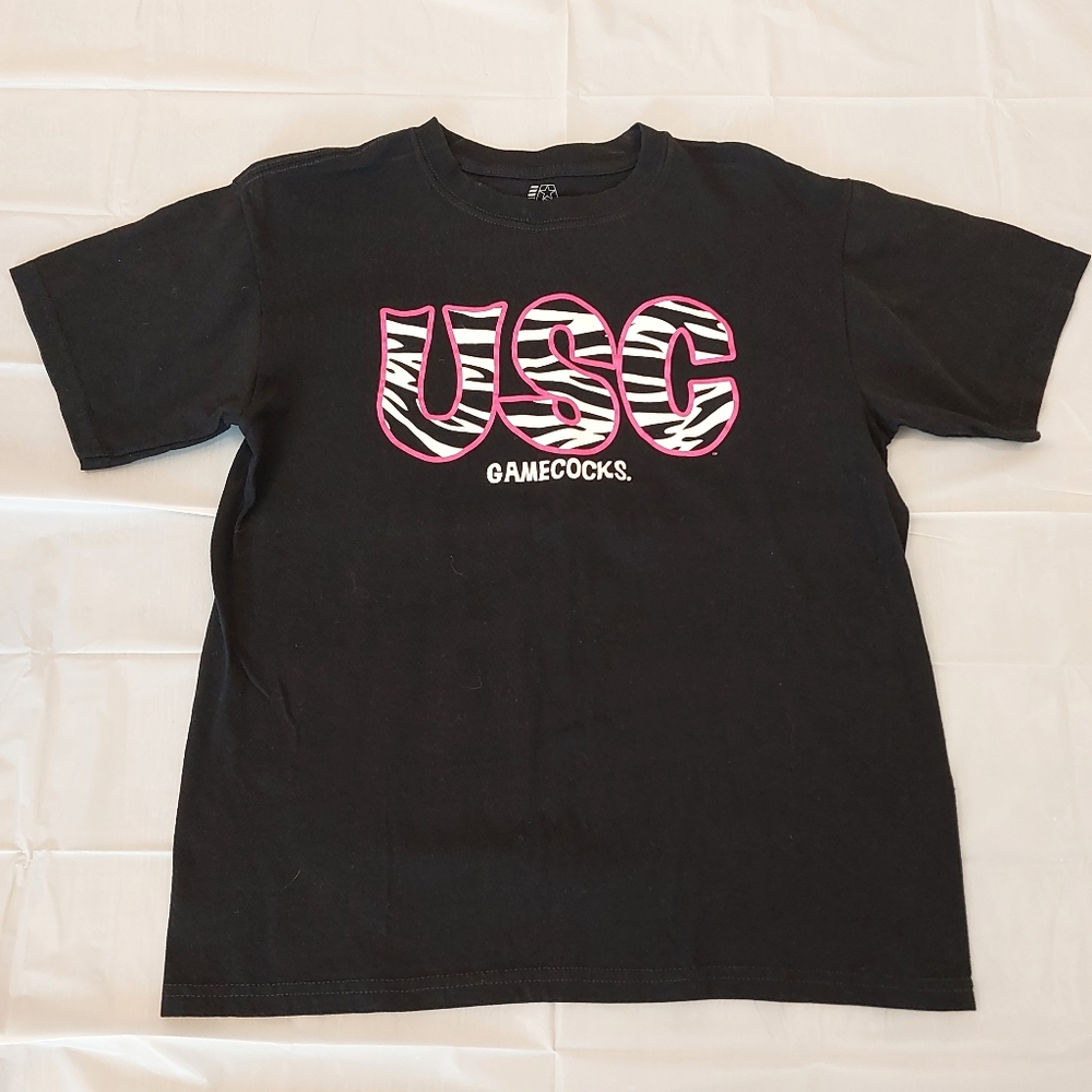 Carolina Gamecocks USC Pink Women's T-Shirt Size Medium - Stylish & Sporty